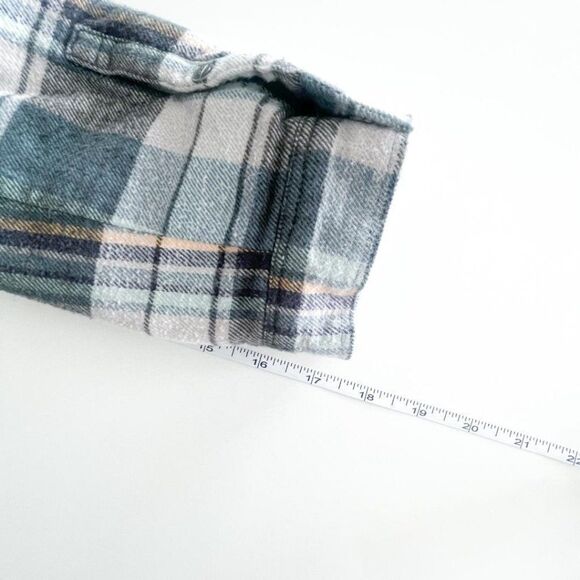 Woolrich Women's Shacket Fleece Lined Blue Flannel Plaid Snap Up Small - Picture 6 of 8